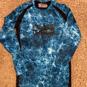 Pelagic Vapor Tek long sleeve